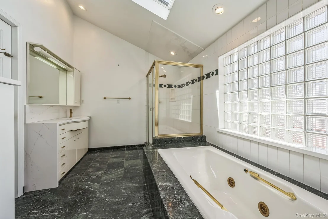 Photo of 3 Glen Way