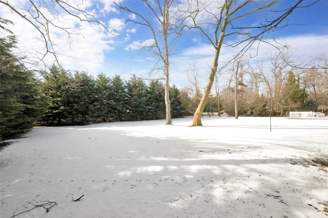 Photo of 32 Cedar Avenue Extension