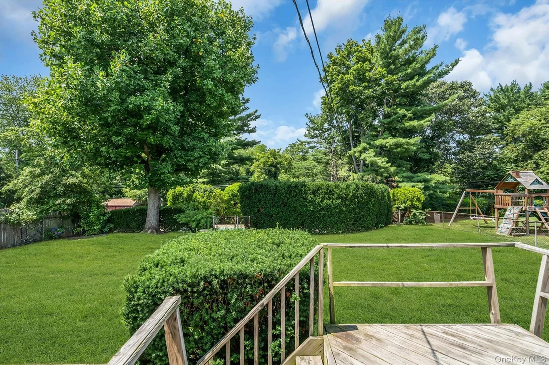 Photo of 4 Crabapple Lane