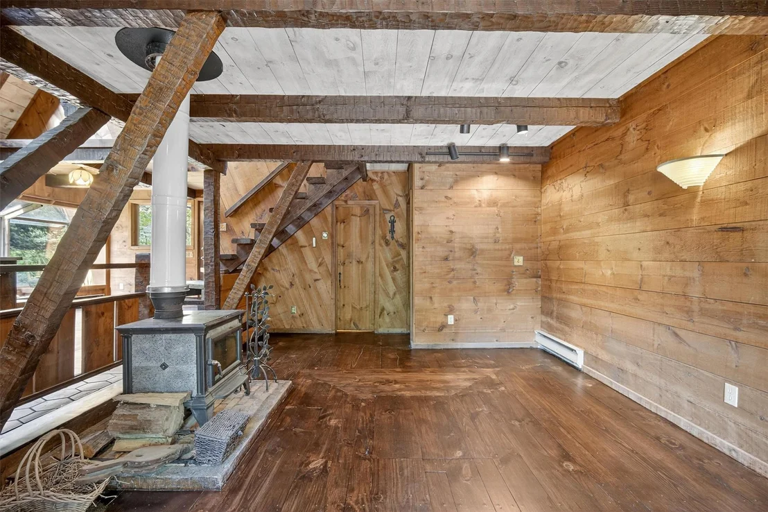 Photo of 41 Winston Lane