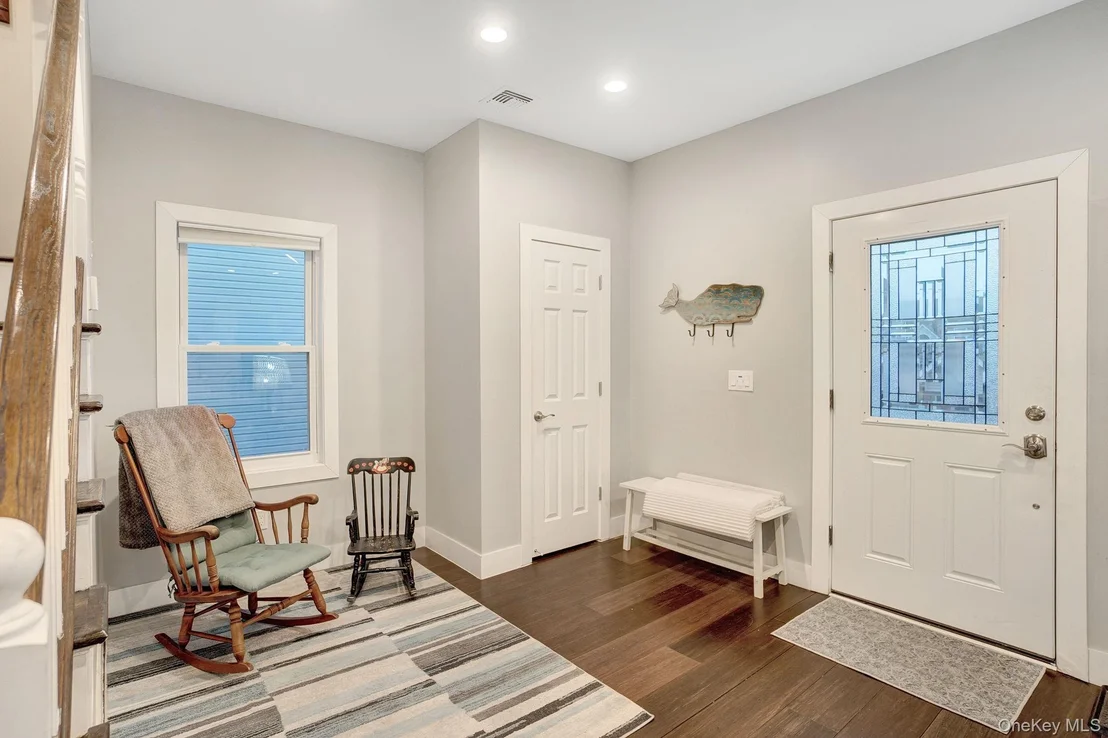 Photo of 124 Beach Avenue
