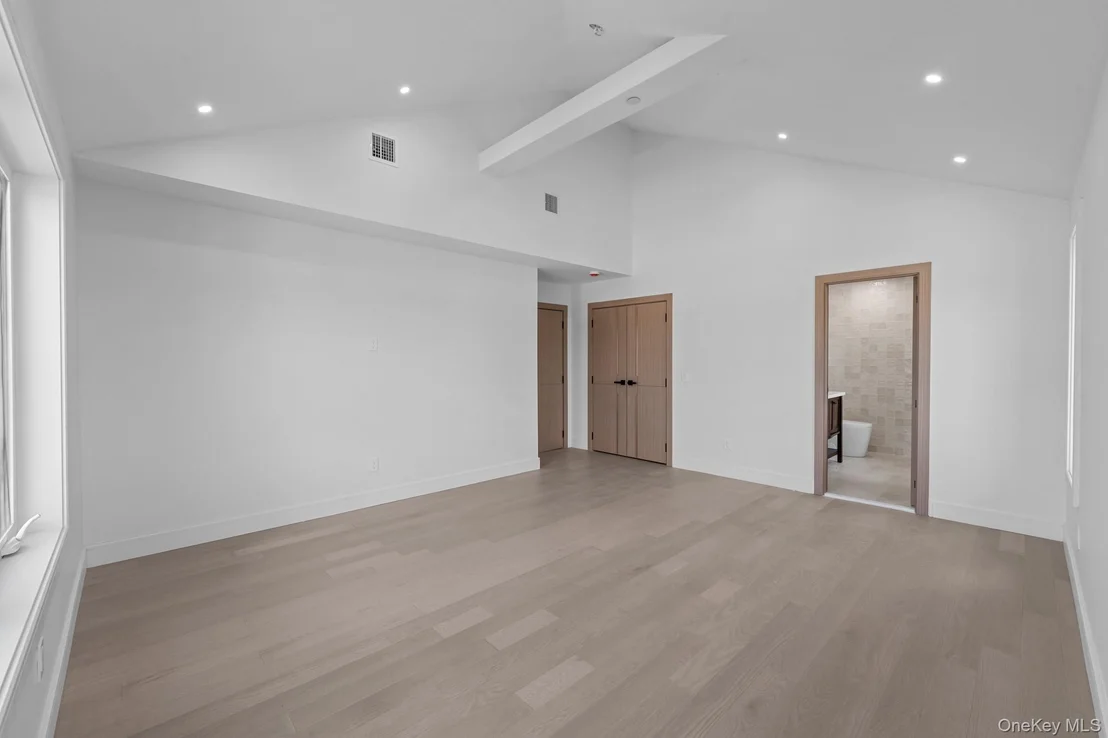 Photo of 3453 Ocean Avenue