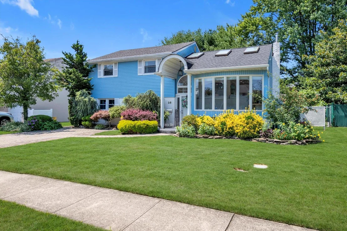 Photo of 38 Loretta Drive