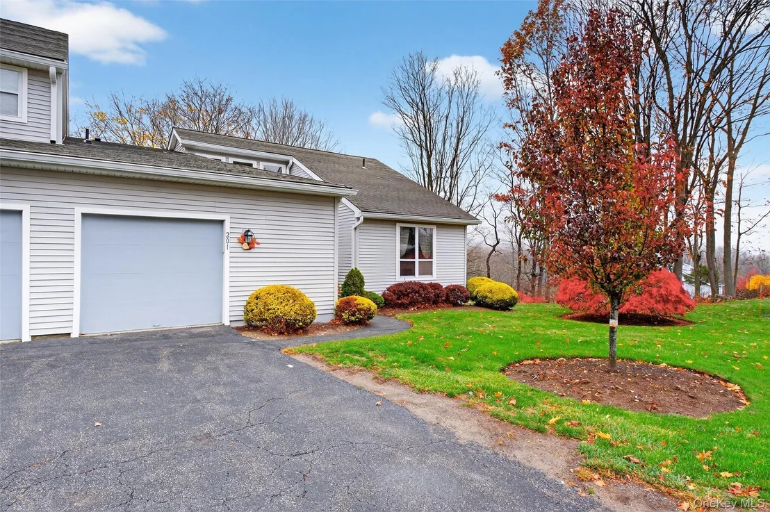 Photo of 201 Woodsbrooke Drive