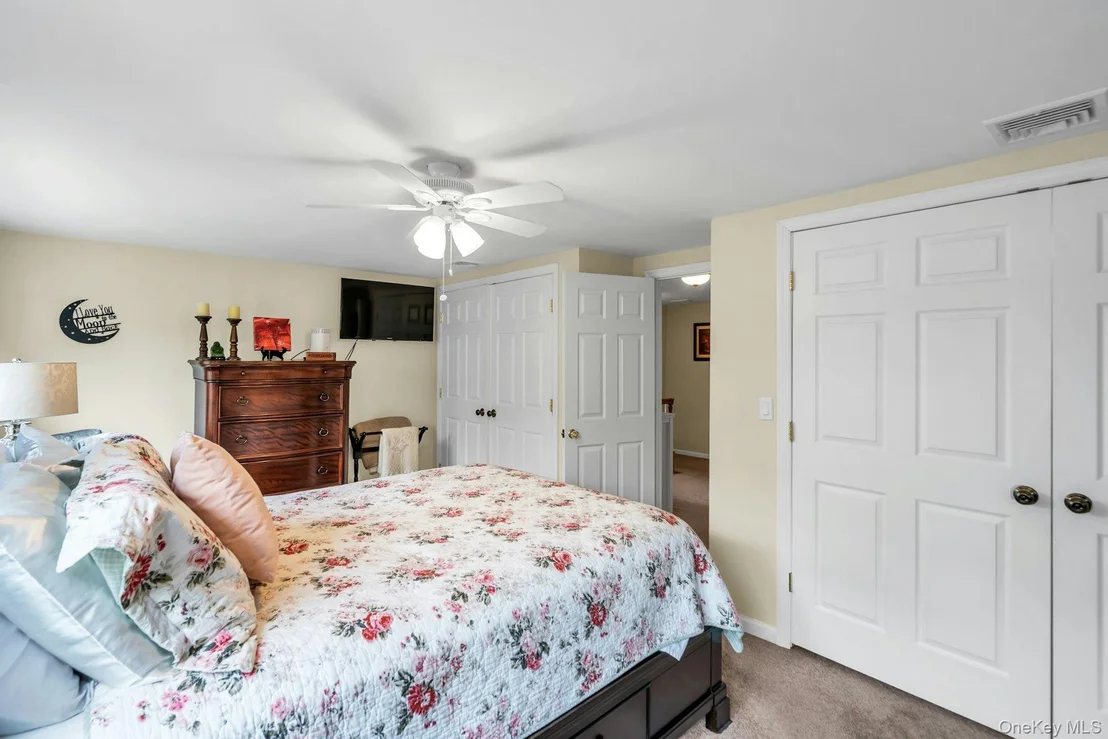 Photo of 303 Timberpoint Road