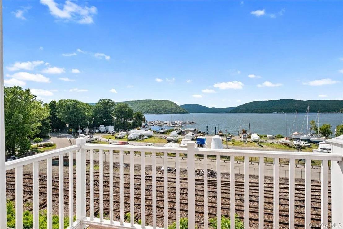 Photo of 225 Waterside Close
