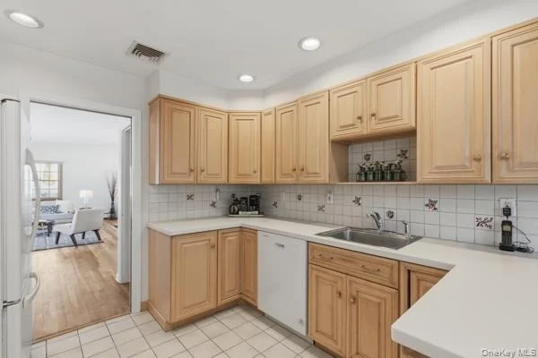 Photo of 117 Crest Drive