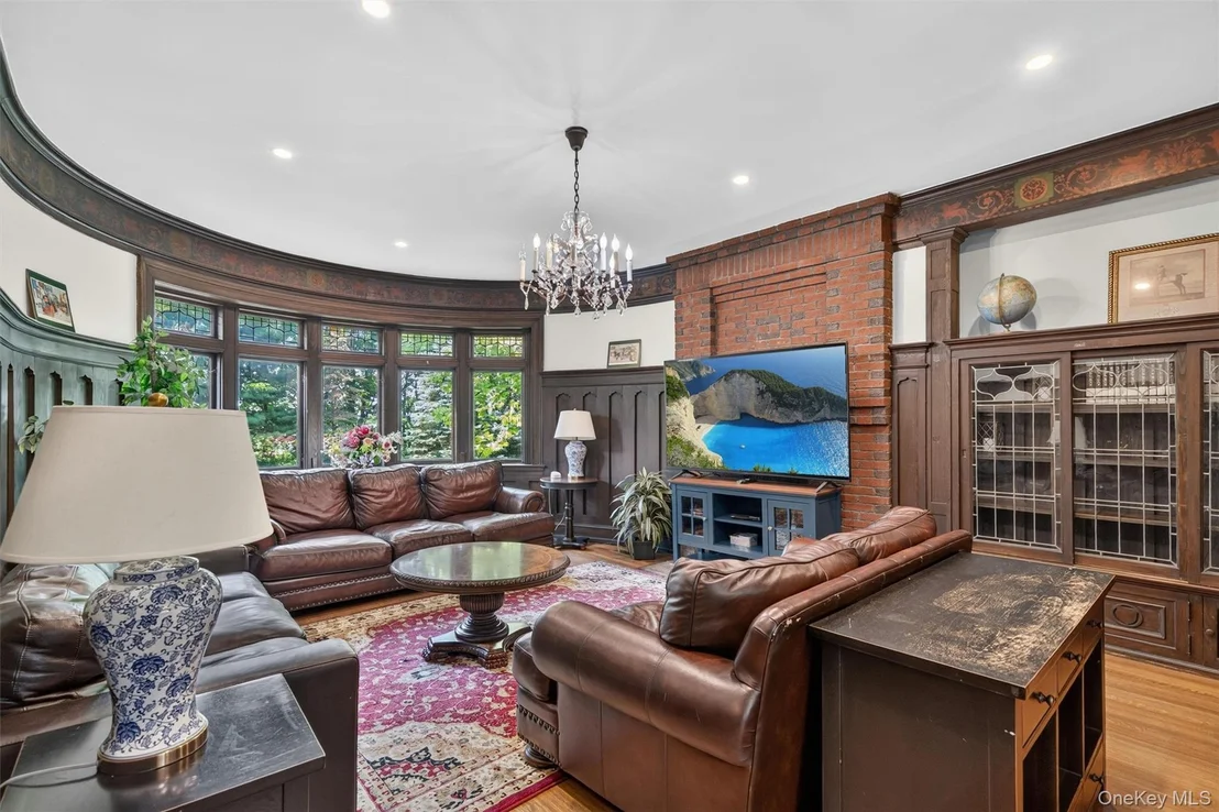 Photo of 157 Arcadia Road