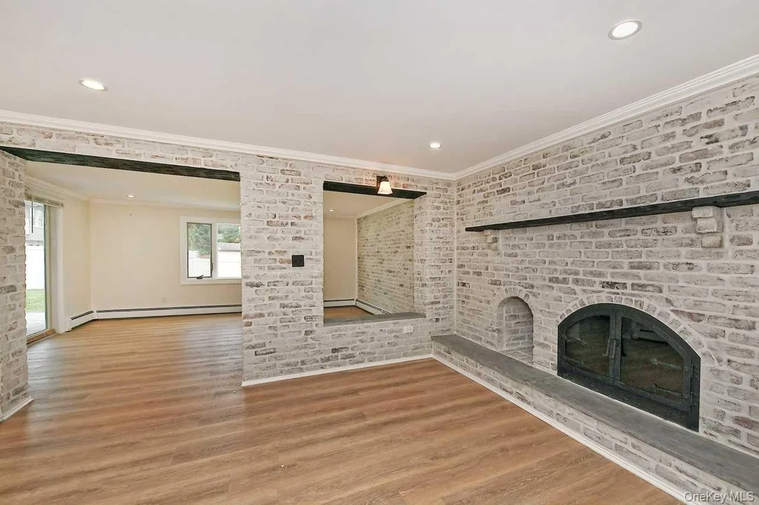 Photo of 107 Beverly Road