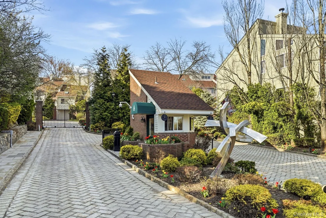 Photo of 35 Waterside Close