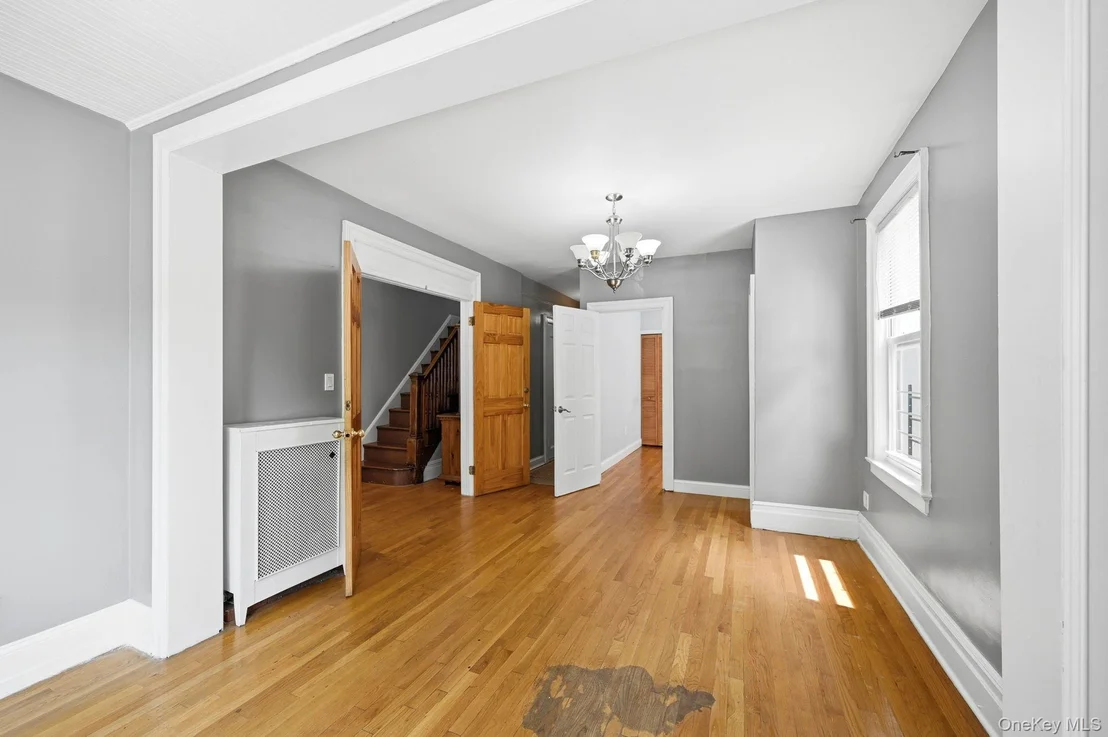 Photo of 4000 Pratt Avenue