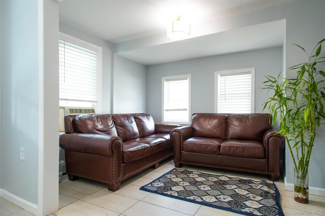 Photo of 8 Brightside Avenue