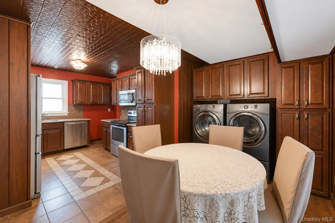 Photo of 287 Munsell Road