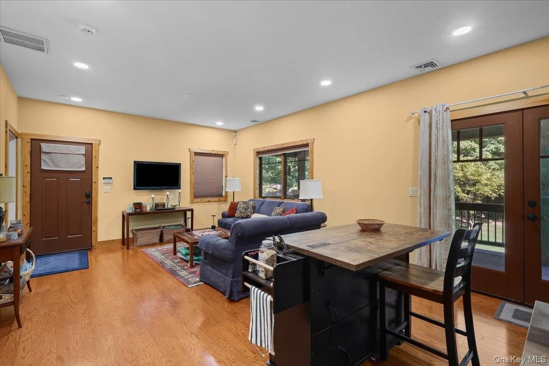 Photo of 161 Crane Road