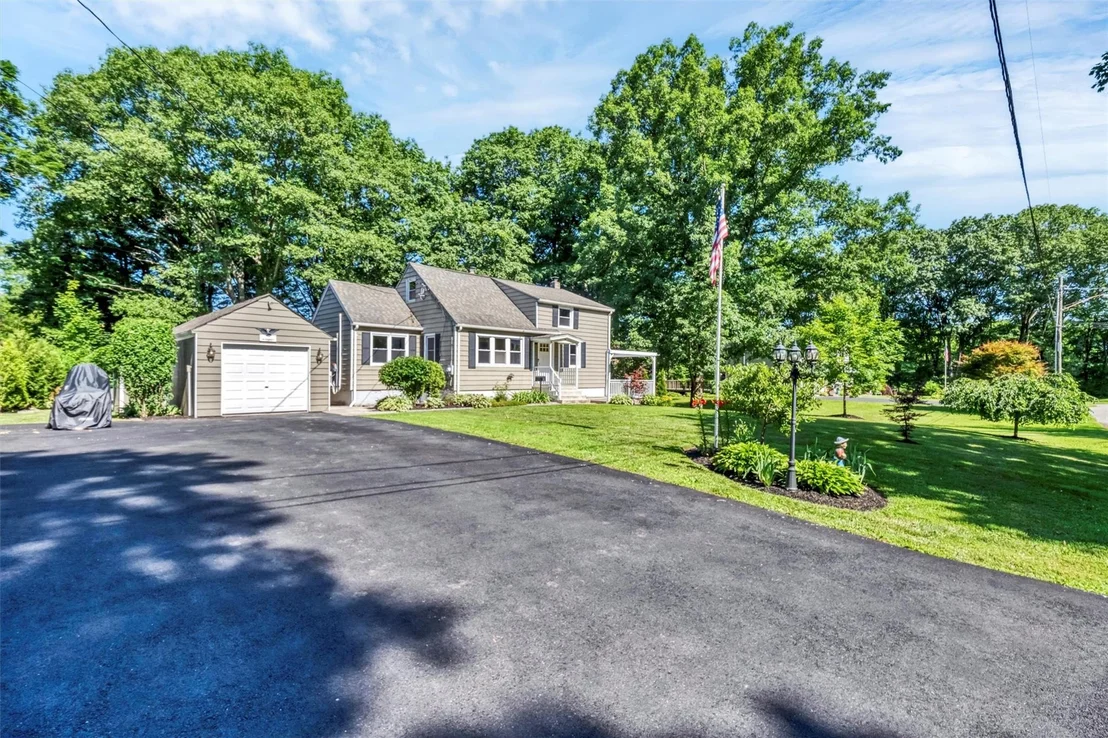 Photo of 14 Summit Avenue