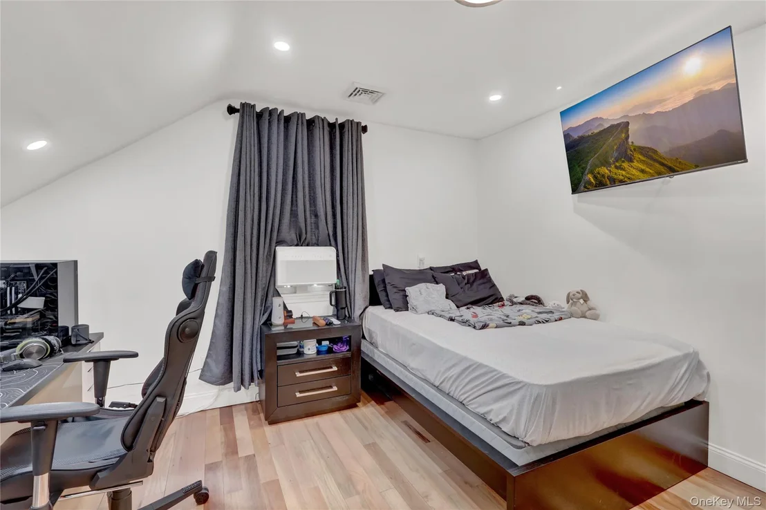 Photo of 26 Hilbert Street