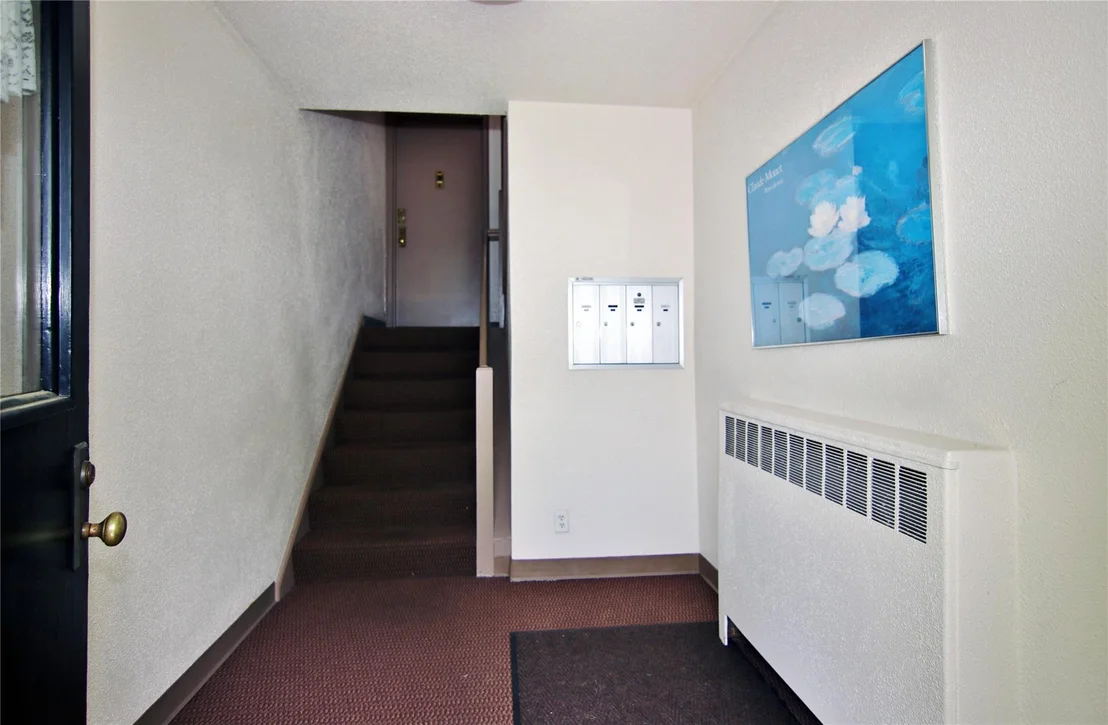 Photo of Unit B at 44 Avon Circle