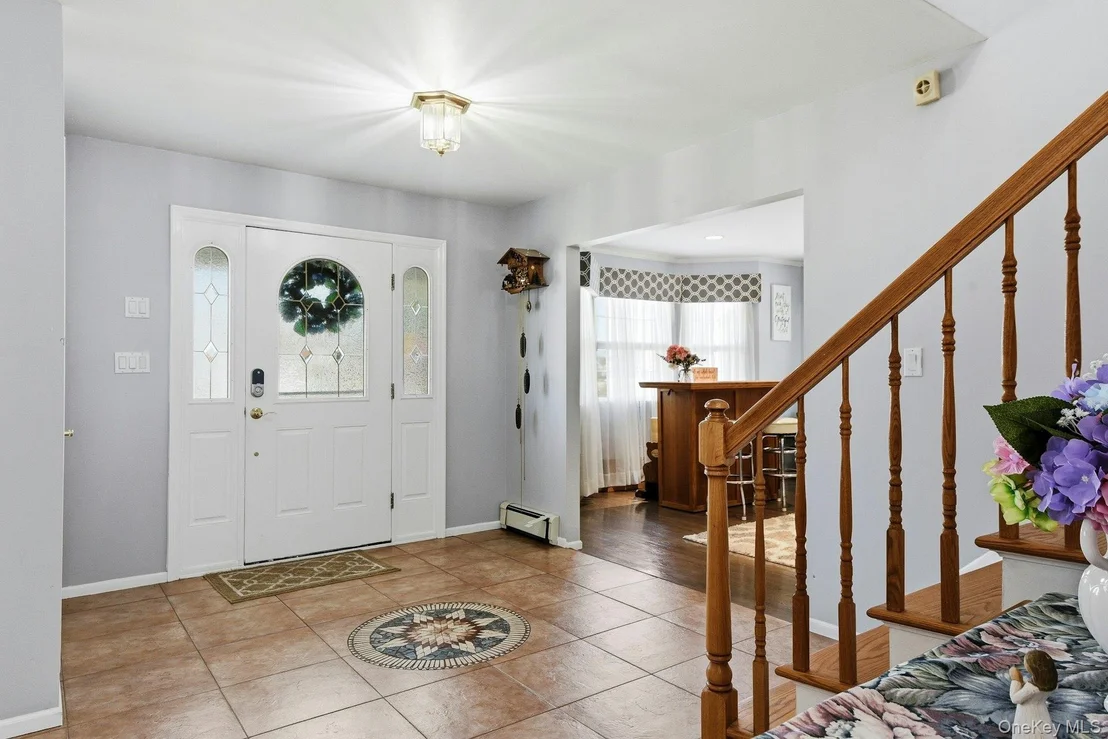 Photo of 35 Dennis Lane