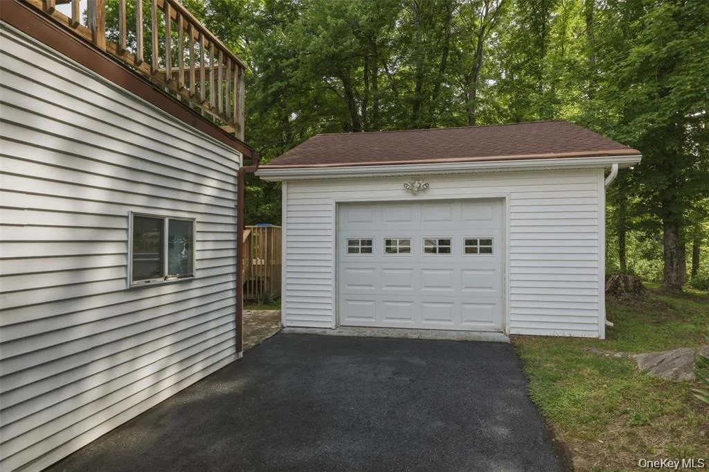 Photo of 2 Enderkill Drive