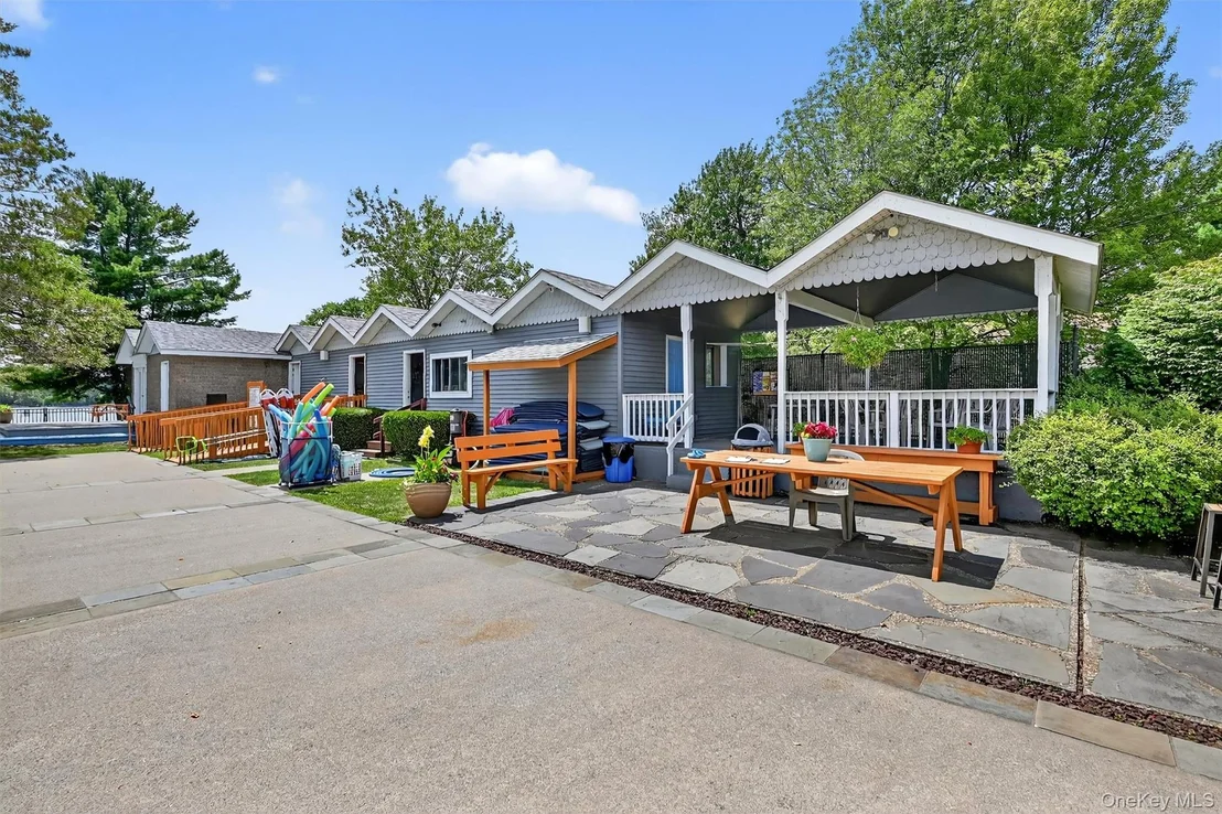 Photo of 25 Crescent View