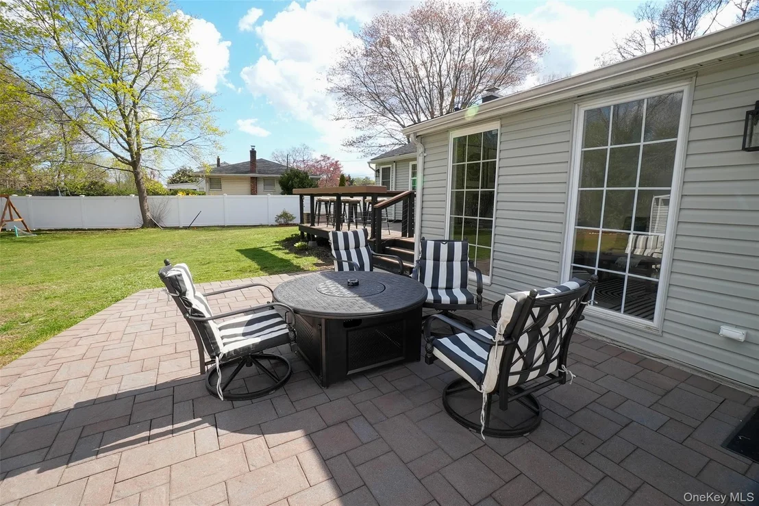 Photo of 1026 Howells Road