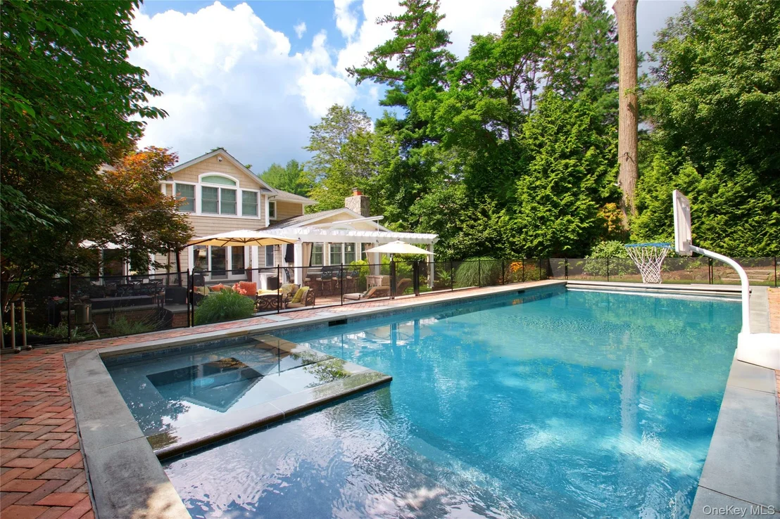 Photo of 110 Birch Drive