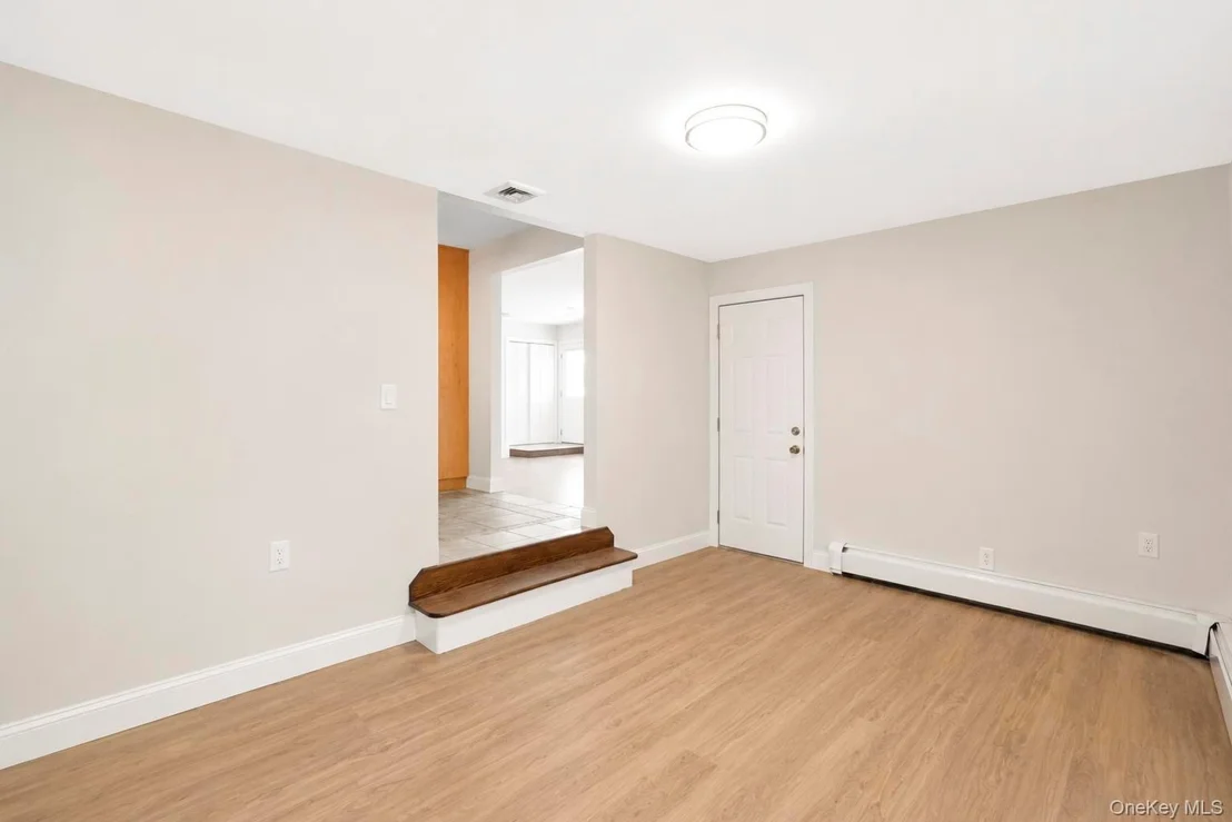 Photo of 10 Aron Drive