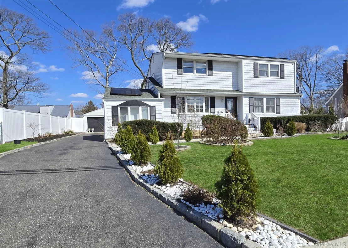 Photo of 17 Gregory Drive