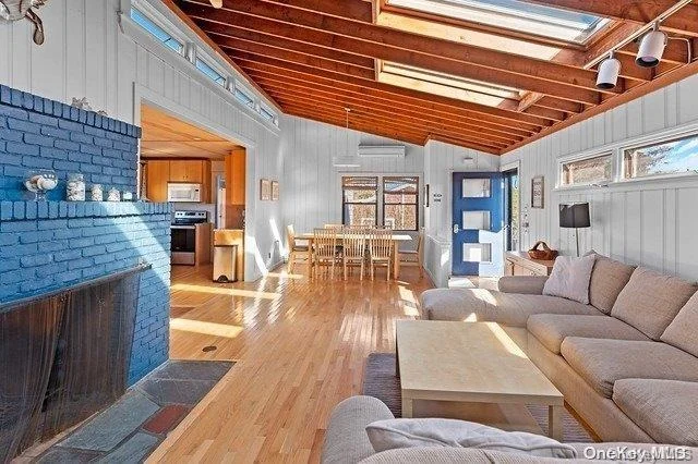 Photo of 35 Sloop Walk
