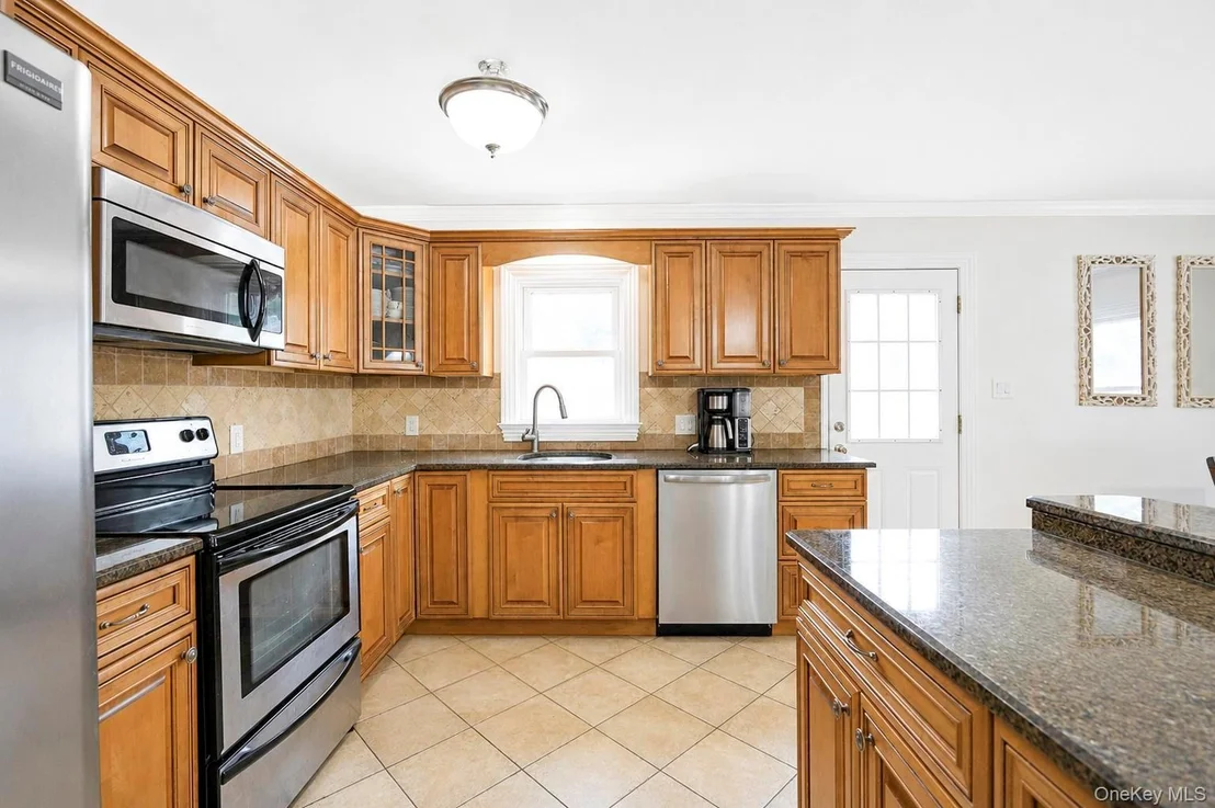 Photo of 18 Hillcrest Road