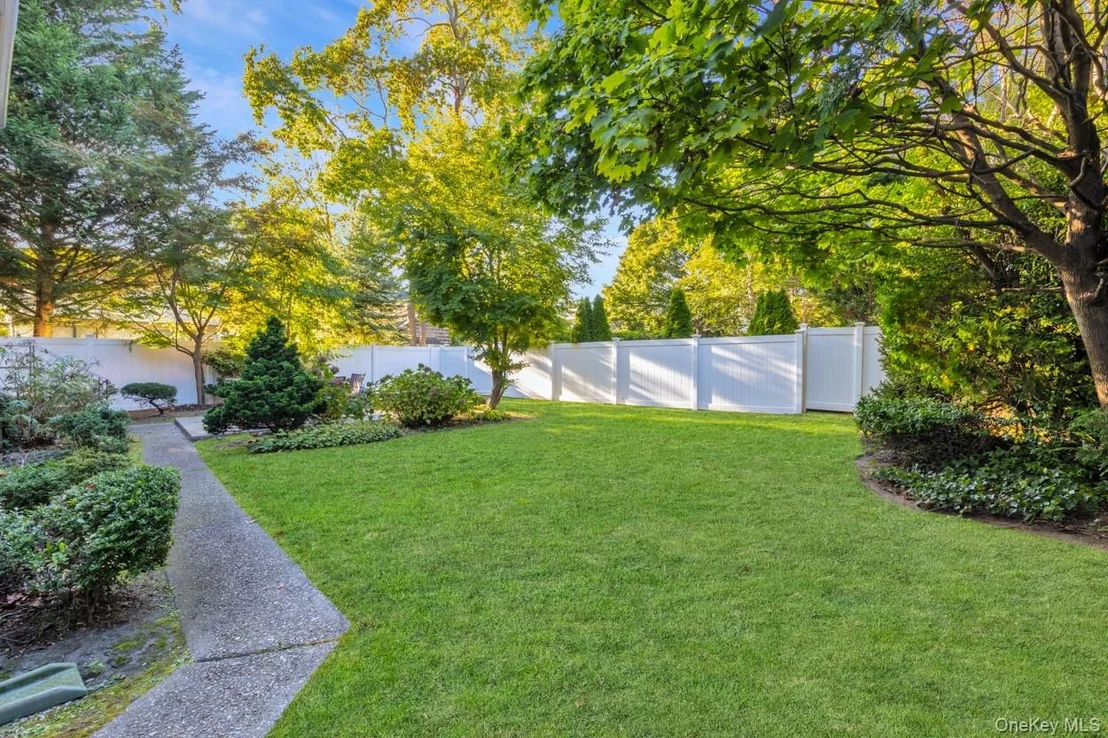 Photo of 3015 Post Avenue