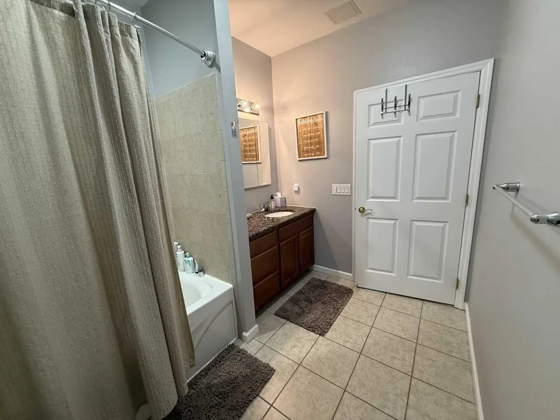Photo of 907 Emily Drive