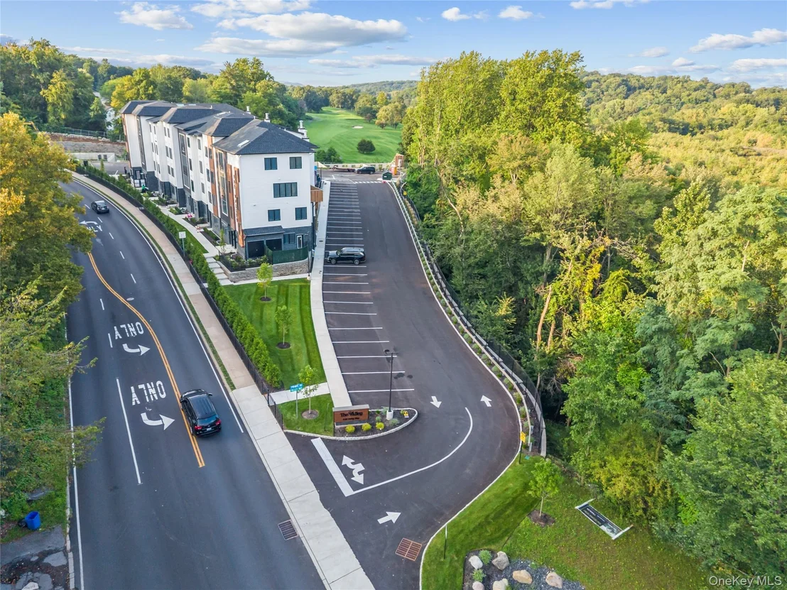 Photo of Unit 321 at 7 Valley Way