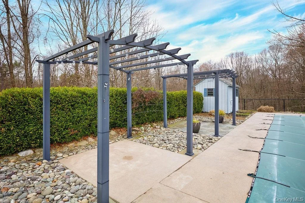 Photo of 180 Ridge Drive
