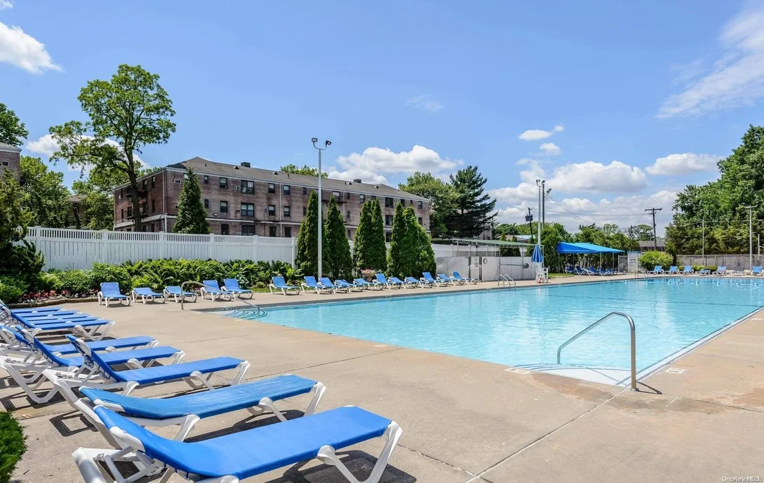 Photo of Unit 3B at 4 West Mill Drive