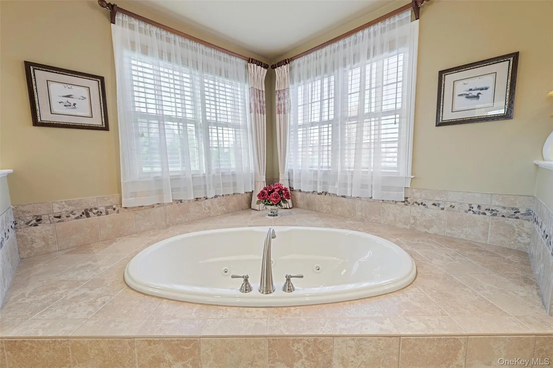 Photo of 42 Deangelis Drive