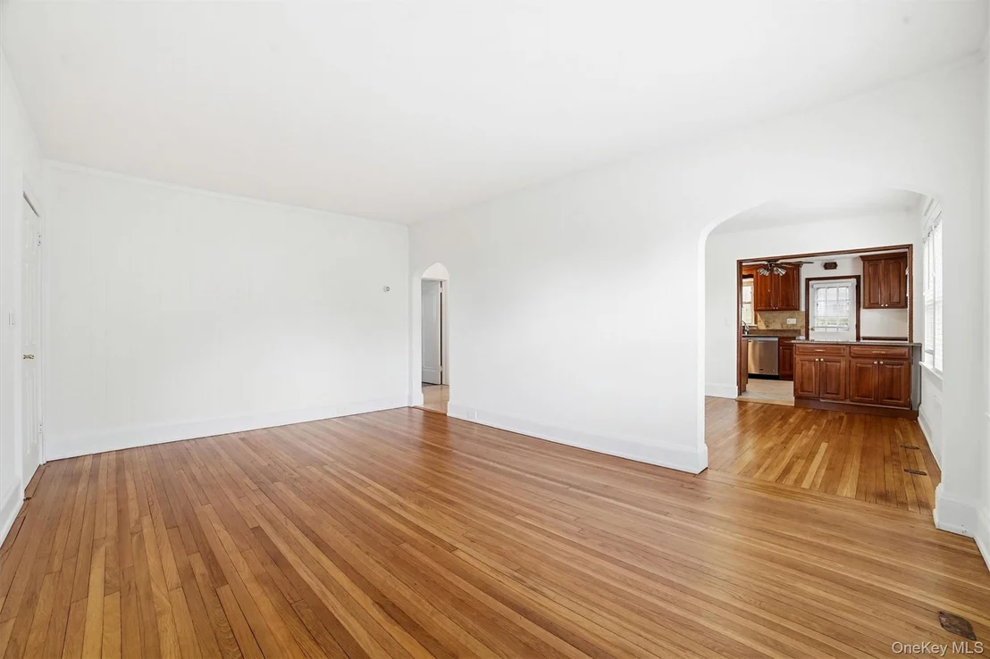 Photo of 42 Beverly Road