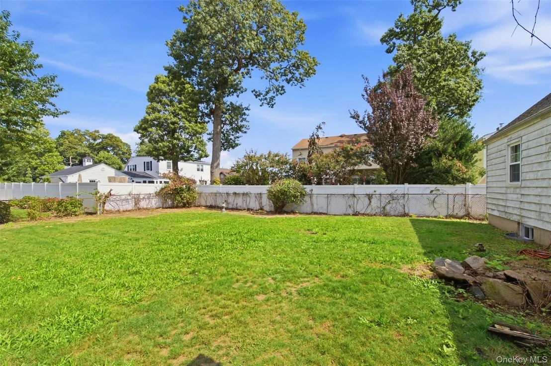 Photo of 573 Grove Place