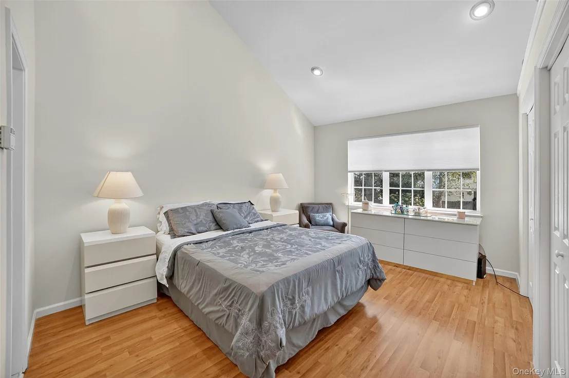 Photo of 35 Roundtop Road