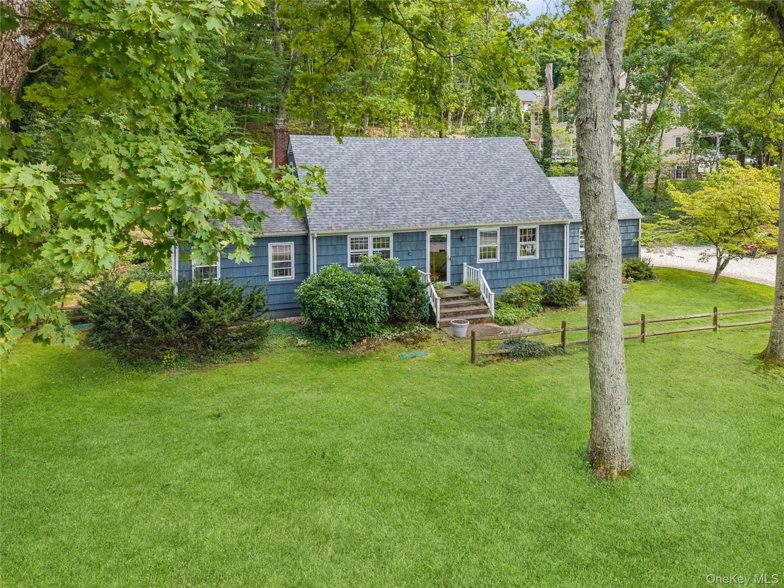 Photo of 10 Goose Hill Road