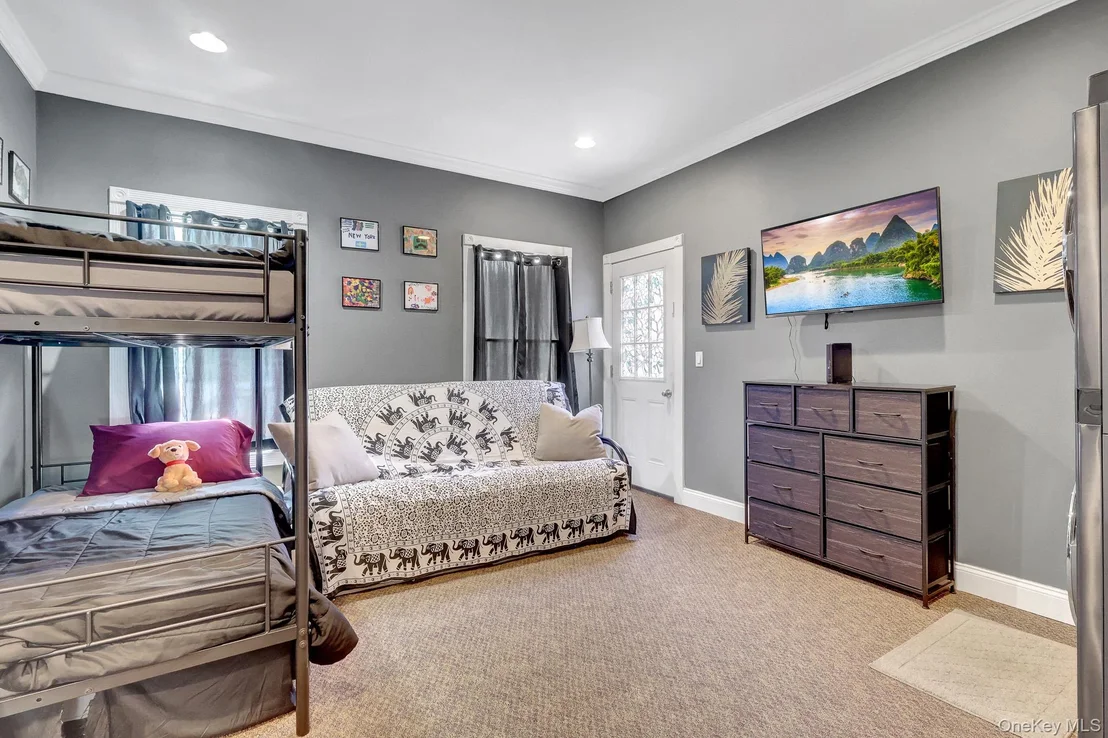 Photo of 21 Morris Avenue