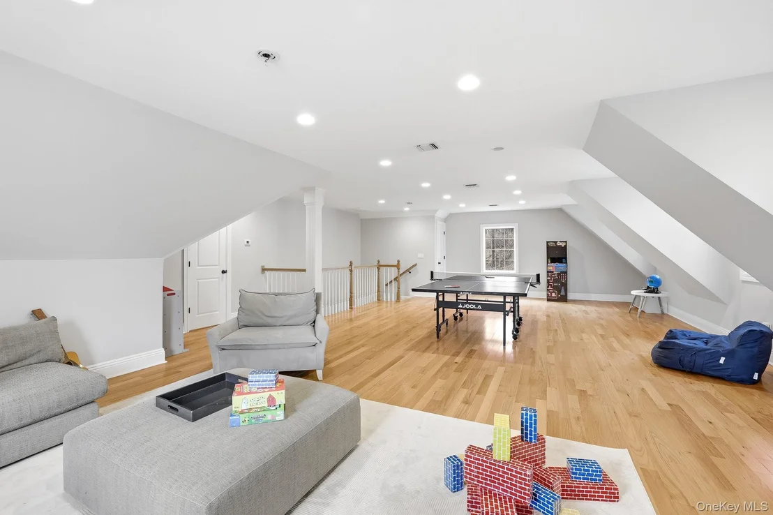 Photo of 16 Hall Road