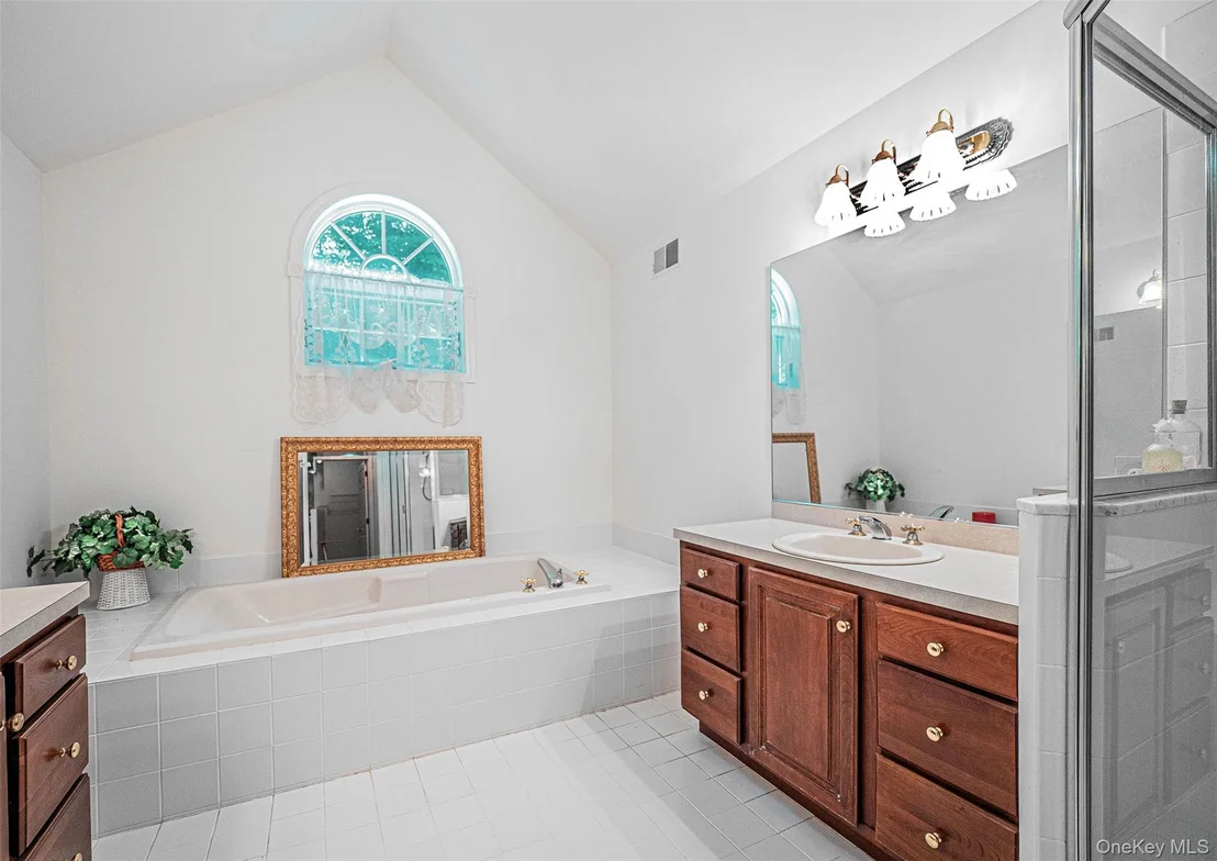 Photo of 84 Meadow Ridge Road
