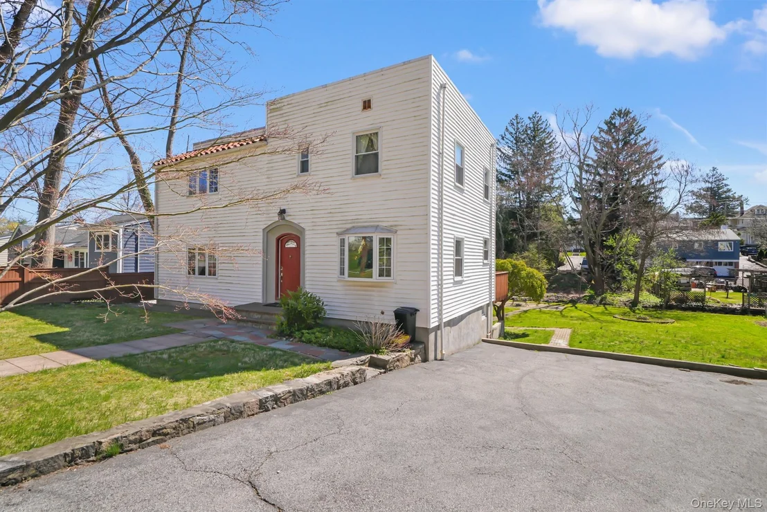 Photo of 64 AKA 68 Avondale Road