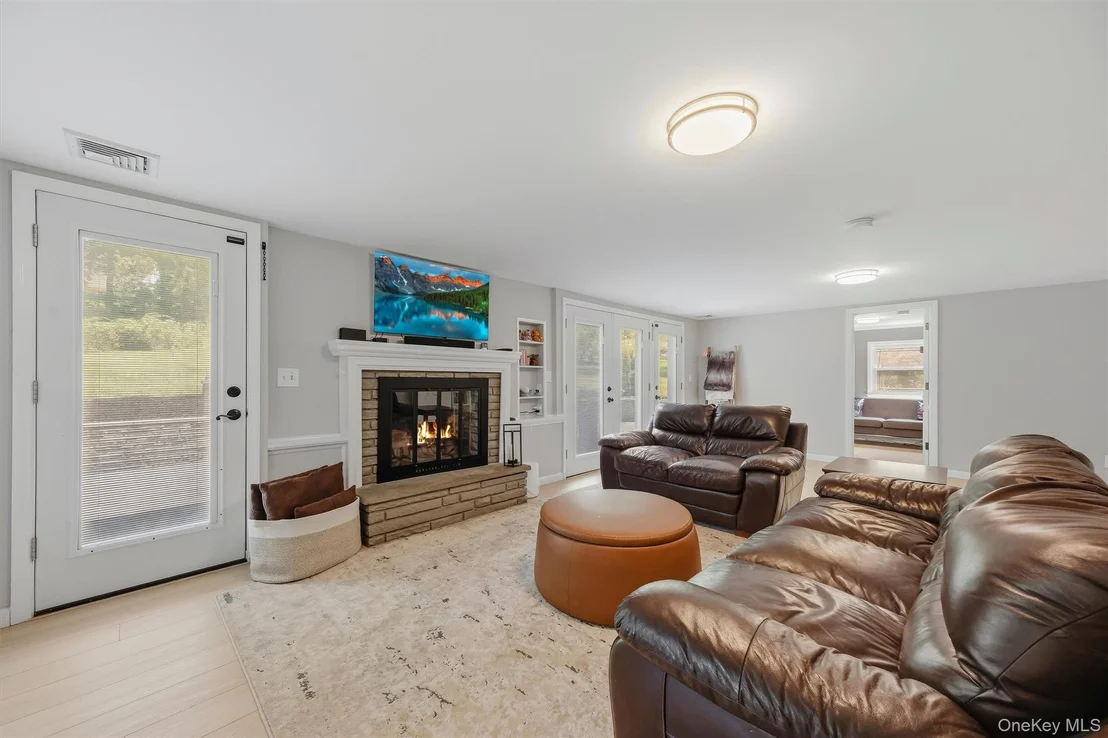 Photo of 47 Scenic Drive