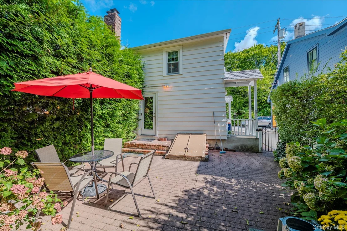 Photo of 13 Kemble Avenue