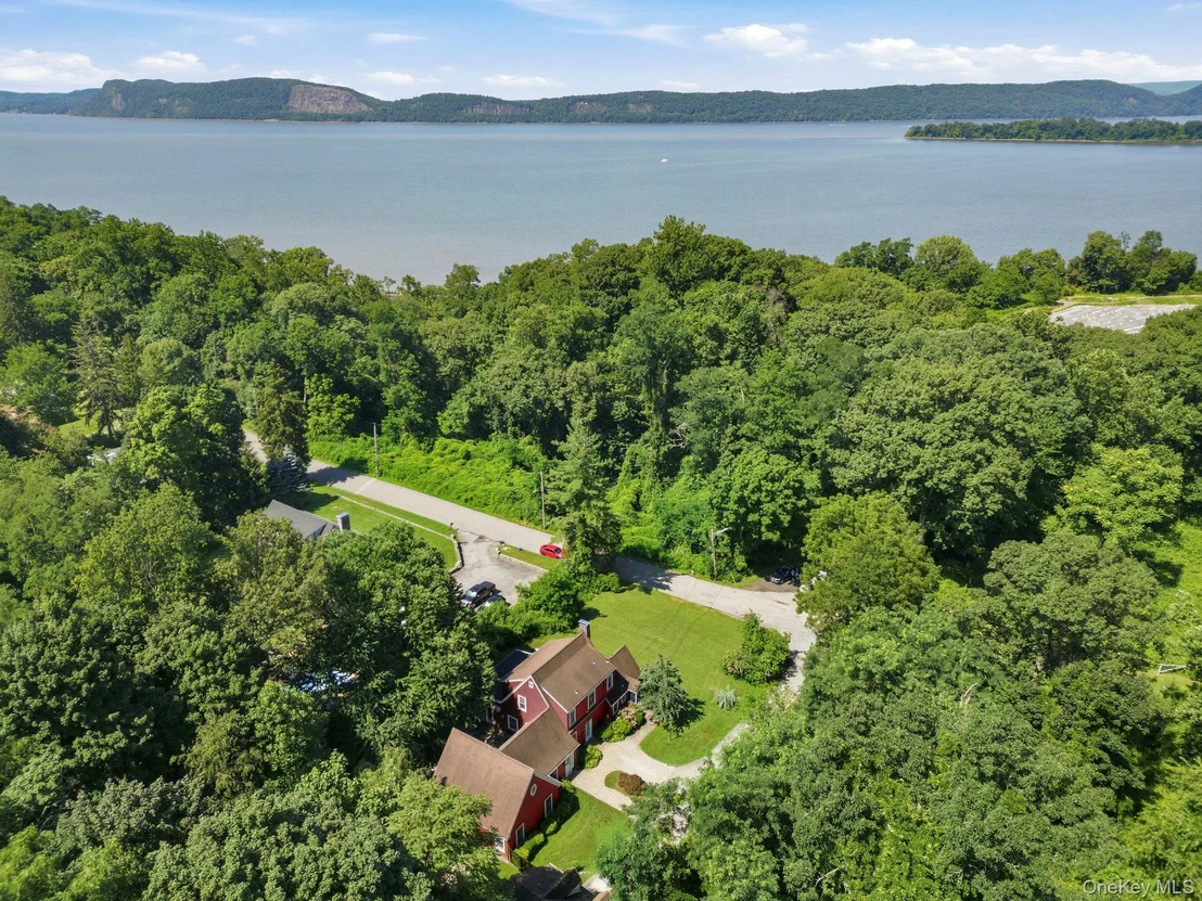 Photo of 44 Beach Road