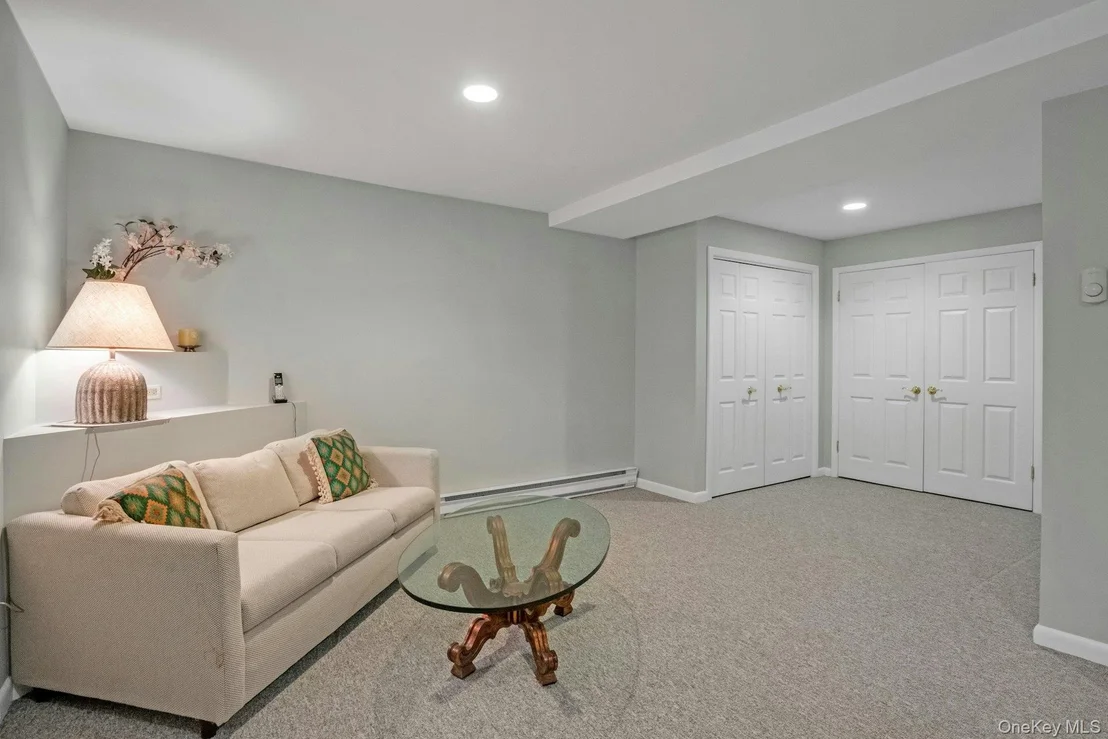 Photo of 35 Krystal Drive