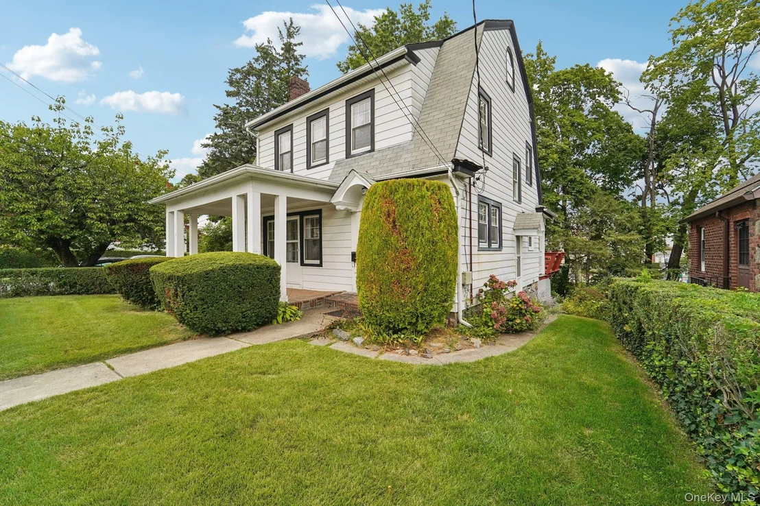 Photo of 115 Morsemere Avenue