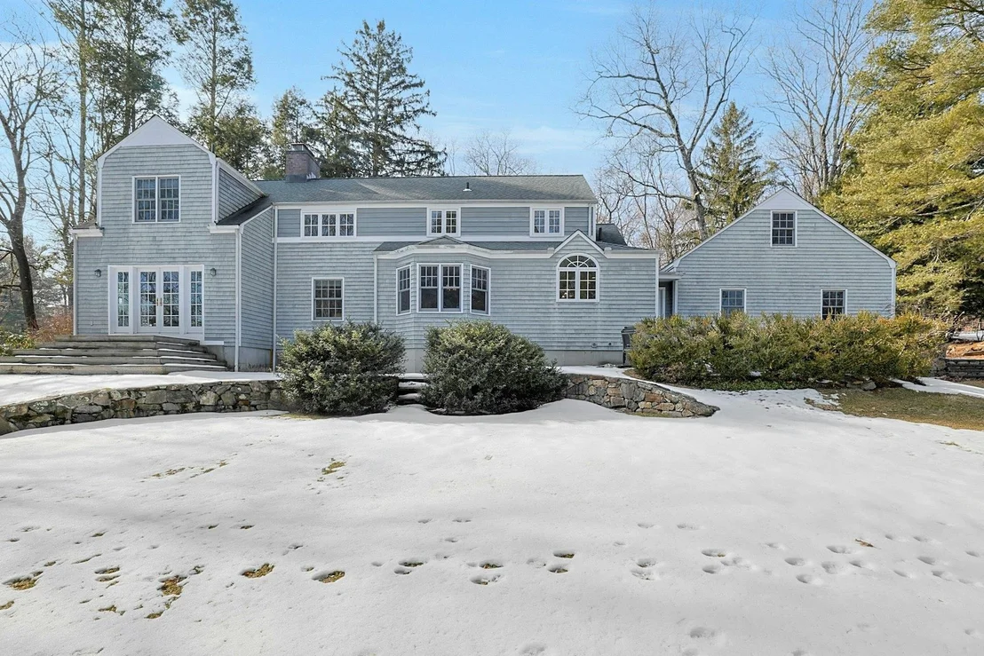 Photo of 41 Deepwood Drive